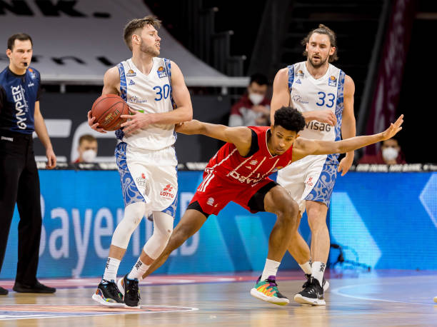 件的复杂谈 件的复杂谈