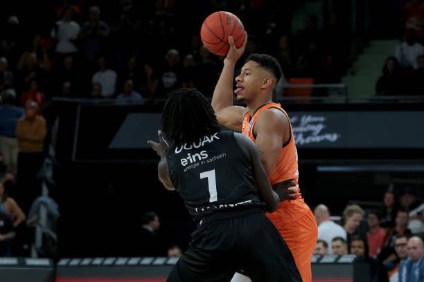 国乒队伍中 国乒队伍中