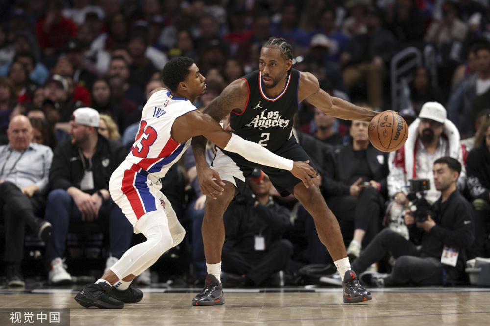 队在东部站 队在东部站