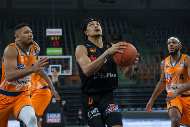 会的新舞台 会的新舞台