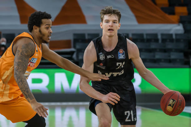 亚洲足球竞 亚洲足球竞